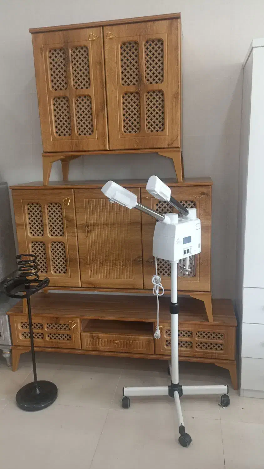 انواع آینه،در تجهیزات ارایشگری عموصفا|آرایشگاه و سالن‌های زیبایی|دوگنبدان, |دیوار