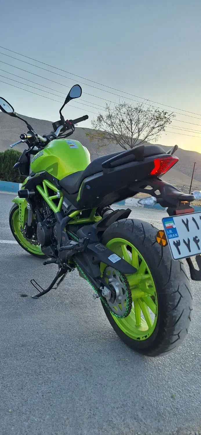 بنلی 250 جفت سیلند|موتورسیکلت|شیراز, دروازه قران|دیوار