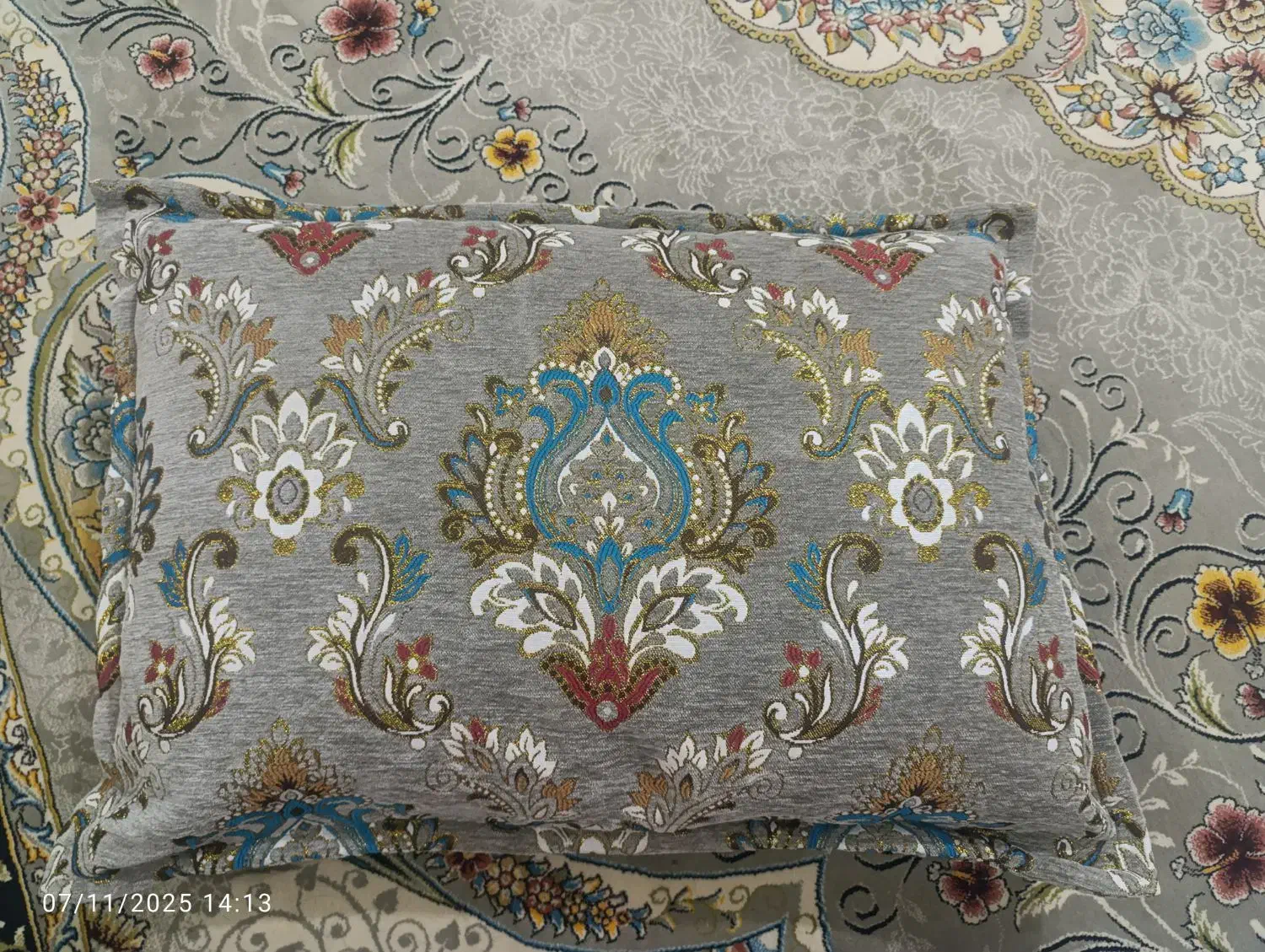 ۶تا پشتی و متکا|پشتی|قم, نیروگاه|دیوار