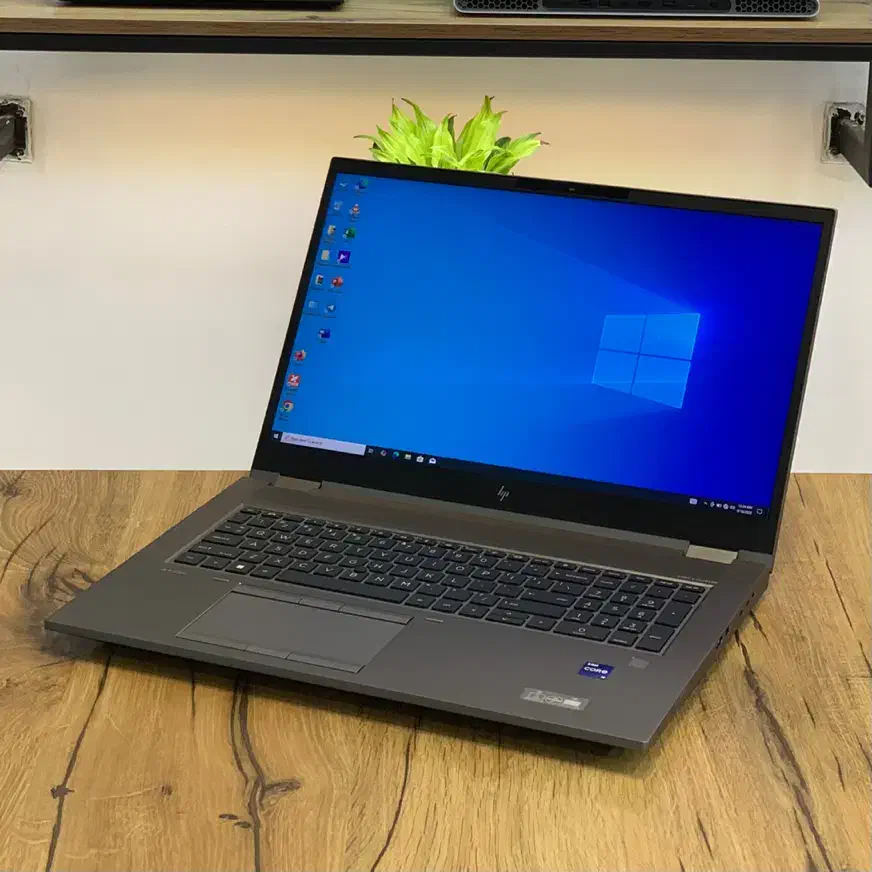 هیولای مهندسی و رندرینگ / HP ZBook Fury 17 G8|رایانه همراه|مشهد, ارشاد|دیوار