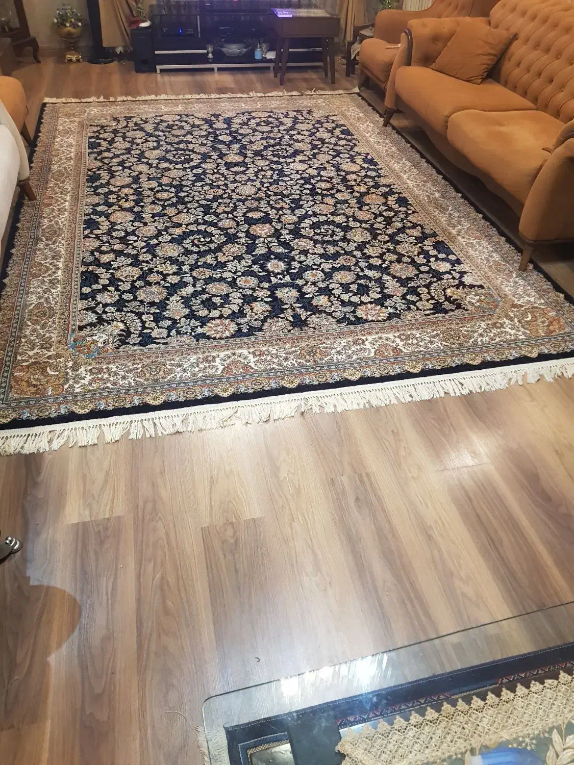 فرش ۹ متری - ۲ تخته|فرش|رشت, نیکمرام|دیوار