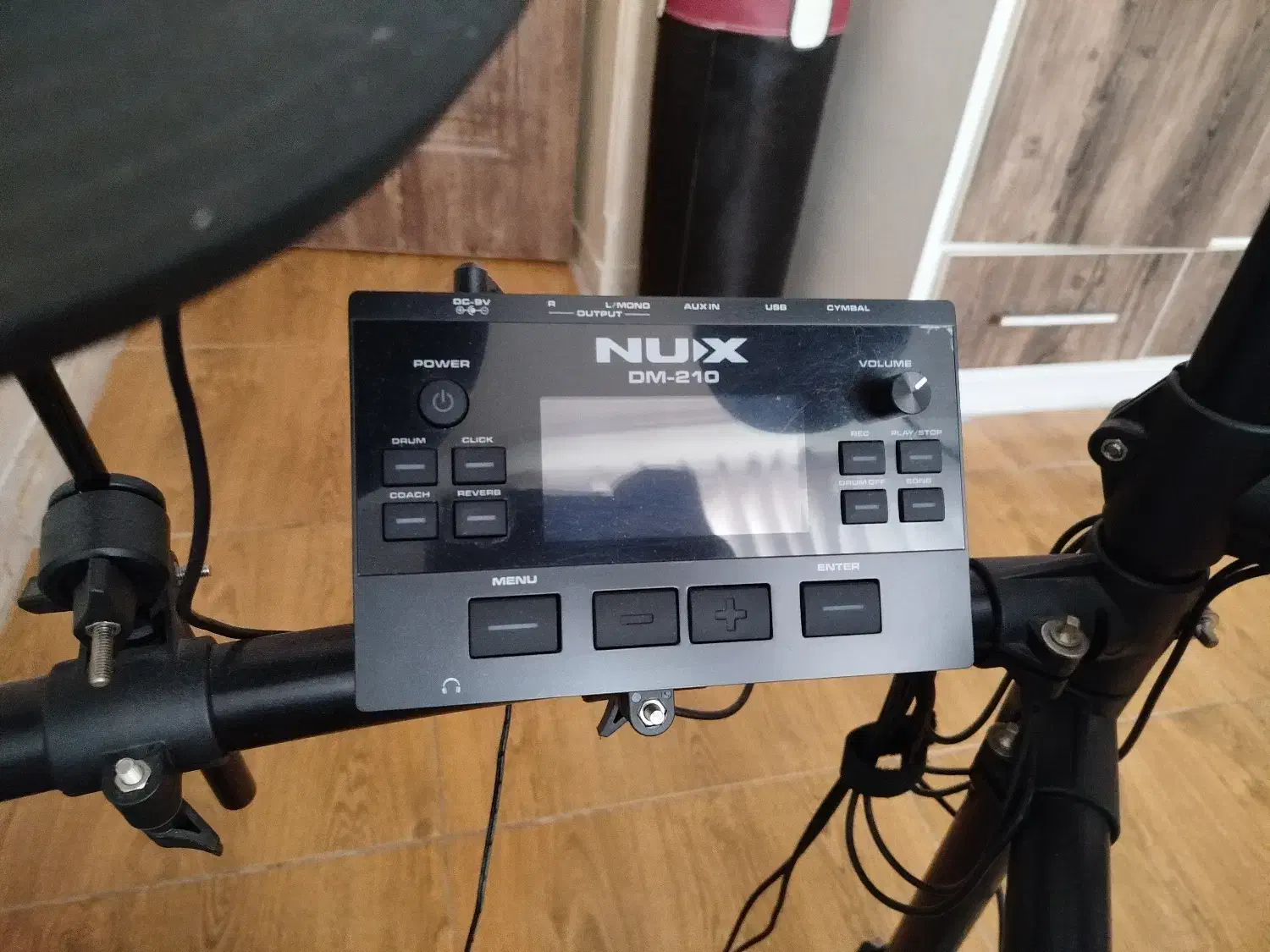 درام کیت الکترونیک|درام و پرکاشن|رشت, معلم|دیوار