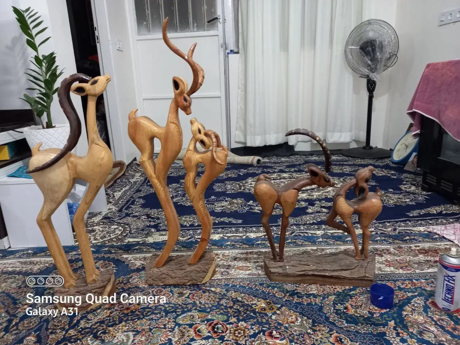 کار دست آهو با چوب|صنایع دستی و سایر لوازم تزئینی|قم, ولیعصر|دیوار