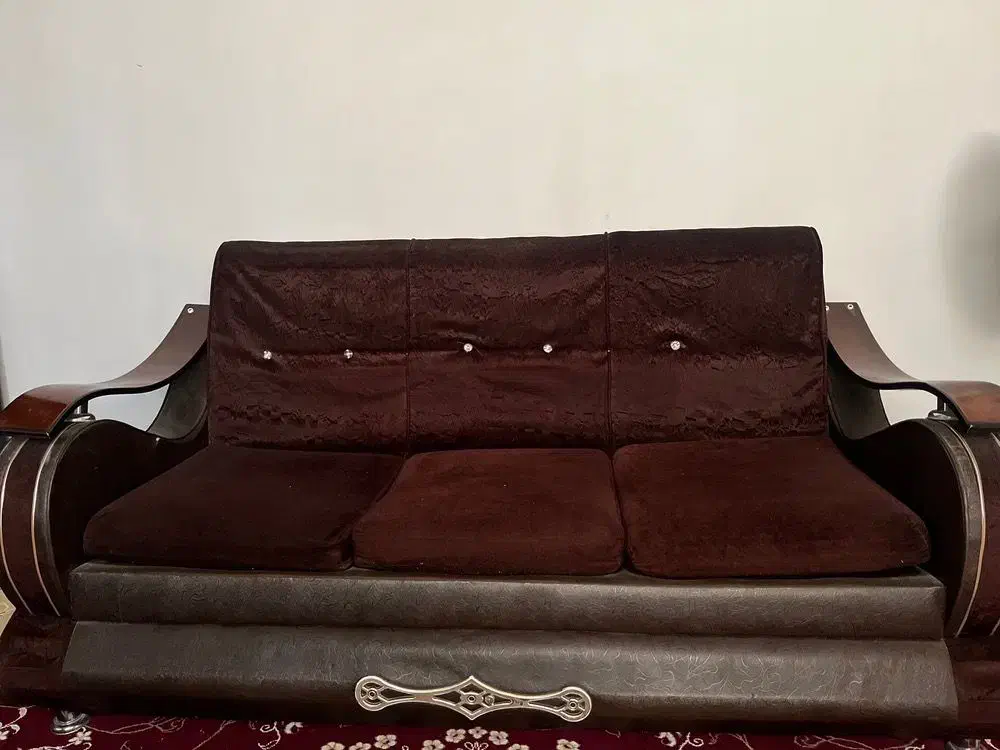 مبل راحتی|مبلمان خانگی و میز عسلی|تربتحیدریه, سرمحله|دیوار