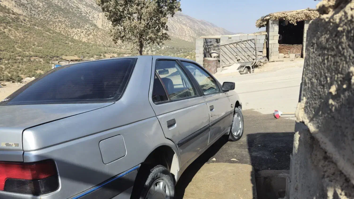 پژو ۴۰۵ مدل ۸۶دوگانه فابریک کارخانه....|خودرو سواری و وانت|رودشت (چهارمحال و بختیاری), |دیوار