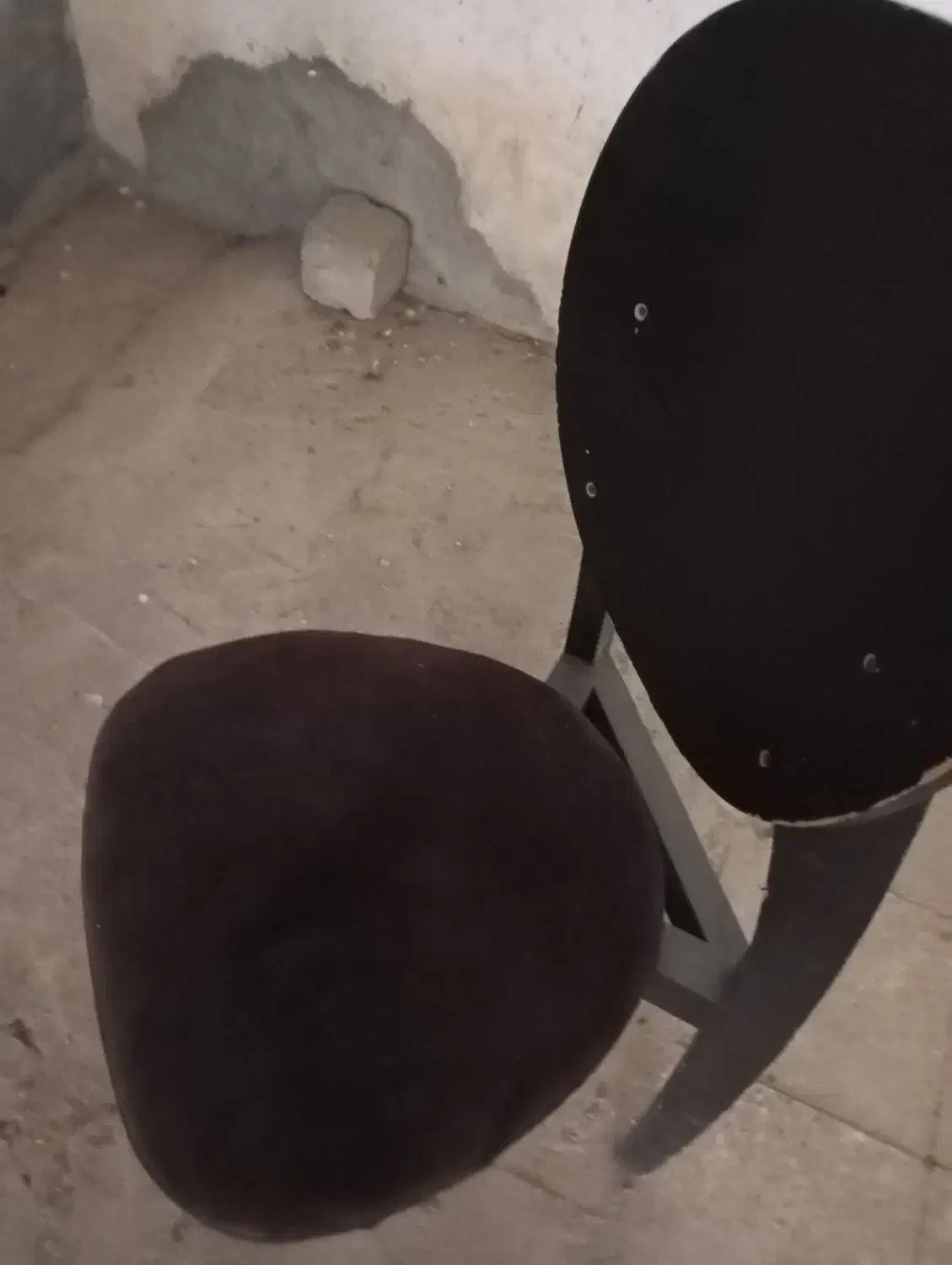 صندلی چوبی باروکش مخمل|صندلی و نیمکت|گرگان, |دیوار