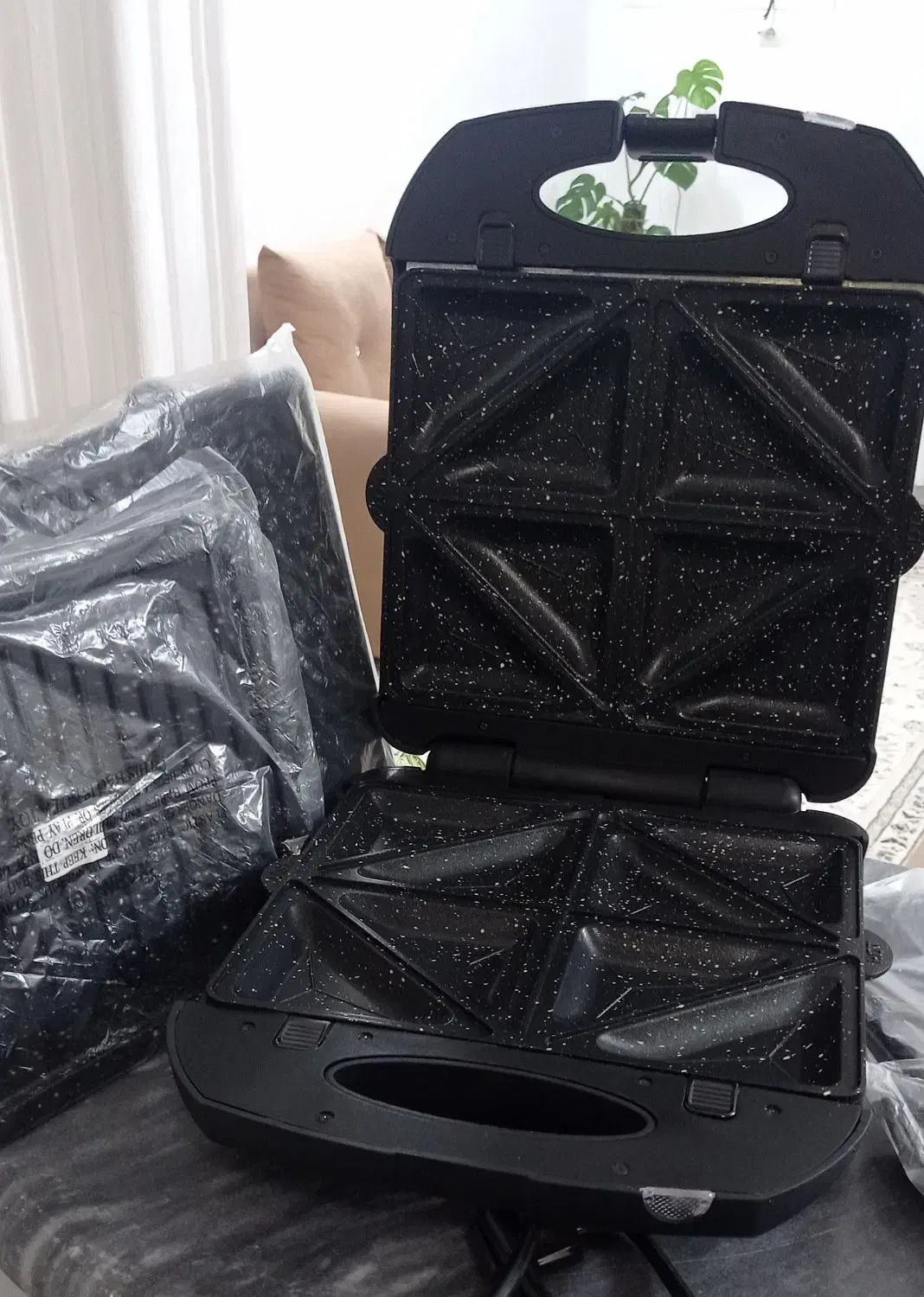 ساندویچ ساز کاملا نو و اکبند|سایر لوازم برقی|محمودآباد, |دیوار