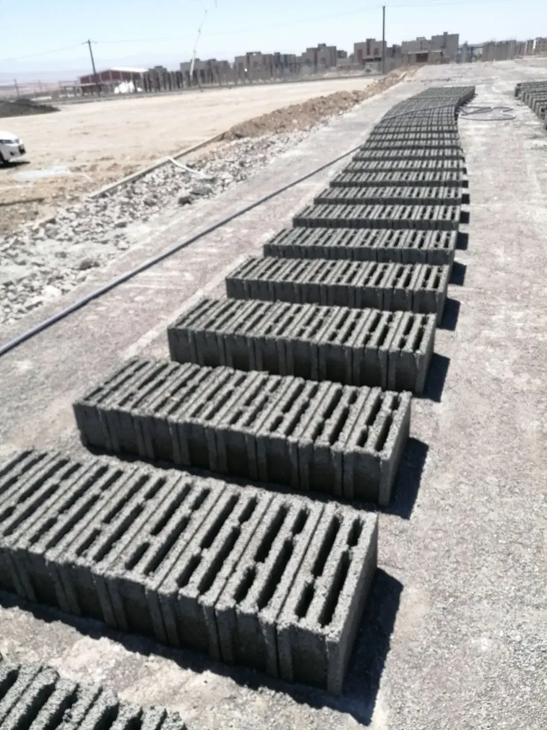 واگذاری خط تولید کامل بلوکه زنی تمام اتوماتیک|ماشین‌آلات صنعتی|مشهد, احمدآباد|دیوار