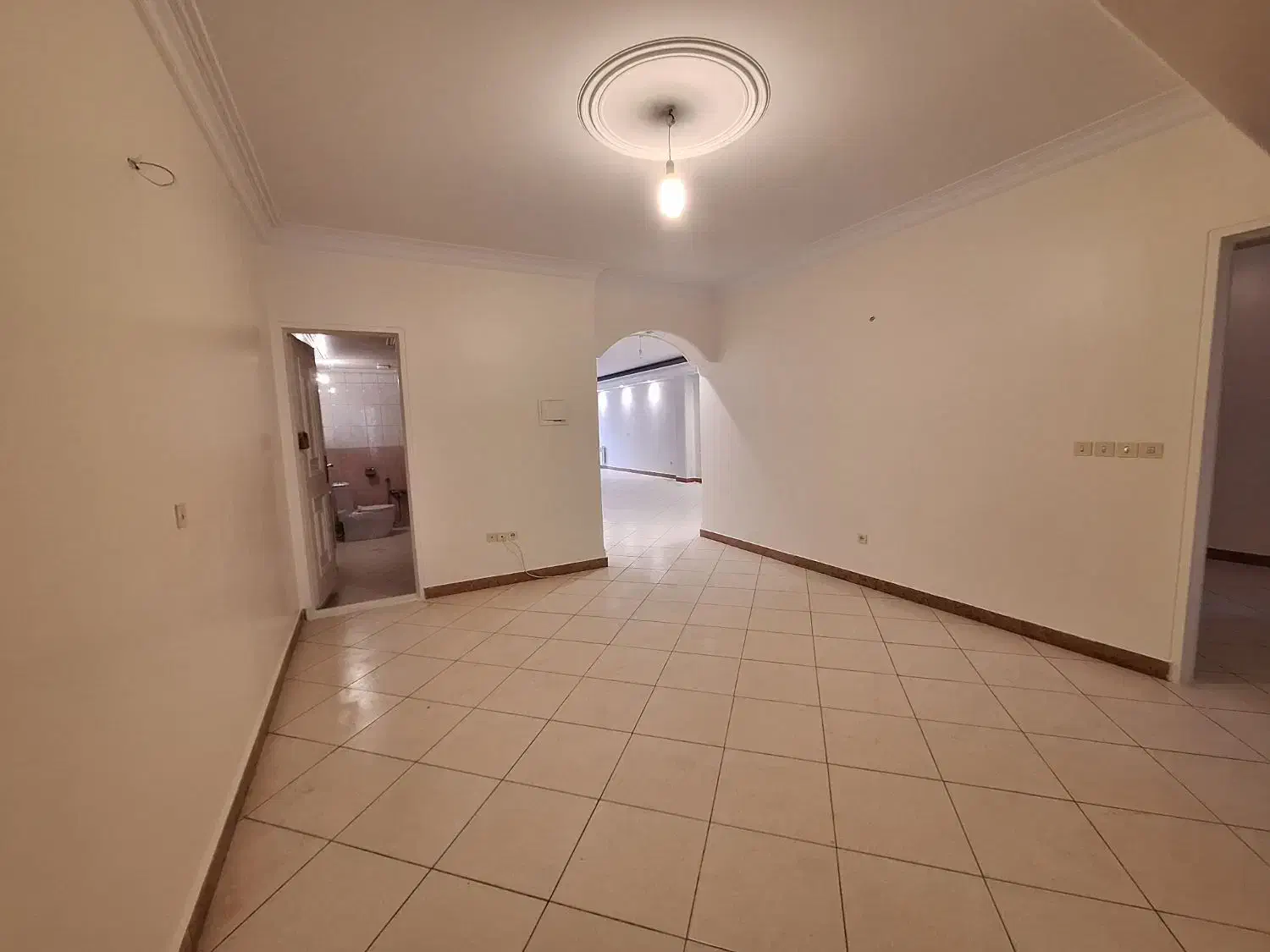 پاسداران،۱۵۵متر،۳خواب،نشیمن مجزا