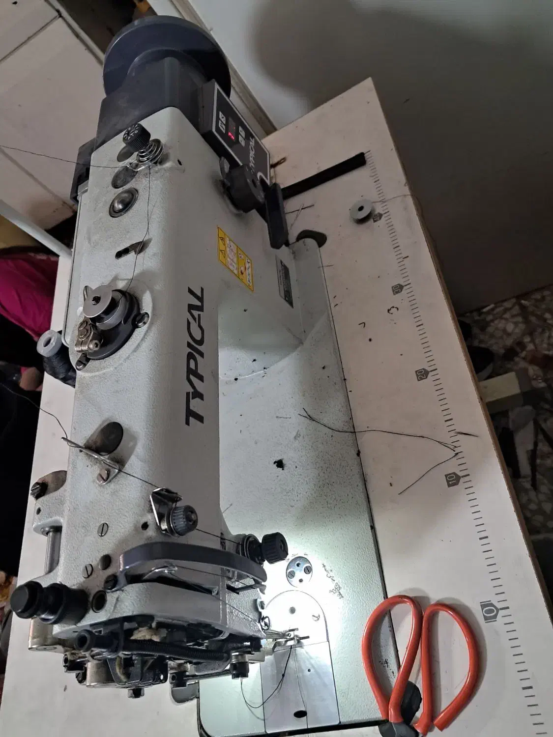 چرخ دوپایه دینام سر خود تیپیکال|چرخ خیاطی و ریسندگی|برخوار, |دیوار