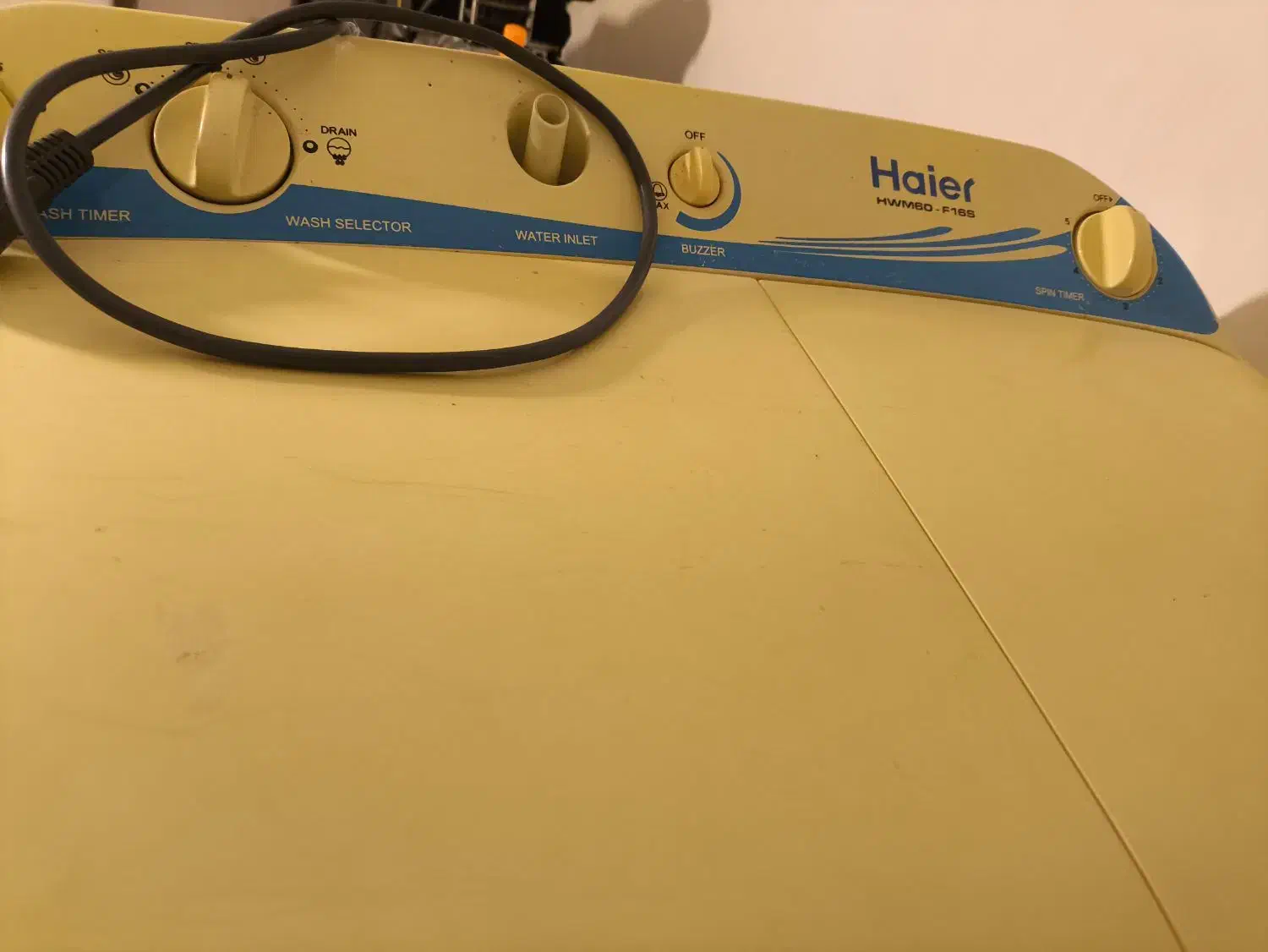 ماشین لباسشویی برند haier هفت کیلویی|ماشین لباسشویی و خشک‌کن لباس|گالیکش, |دیوار