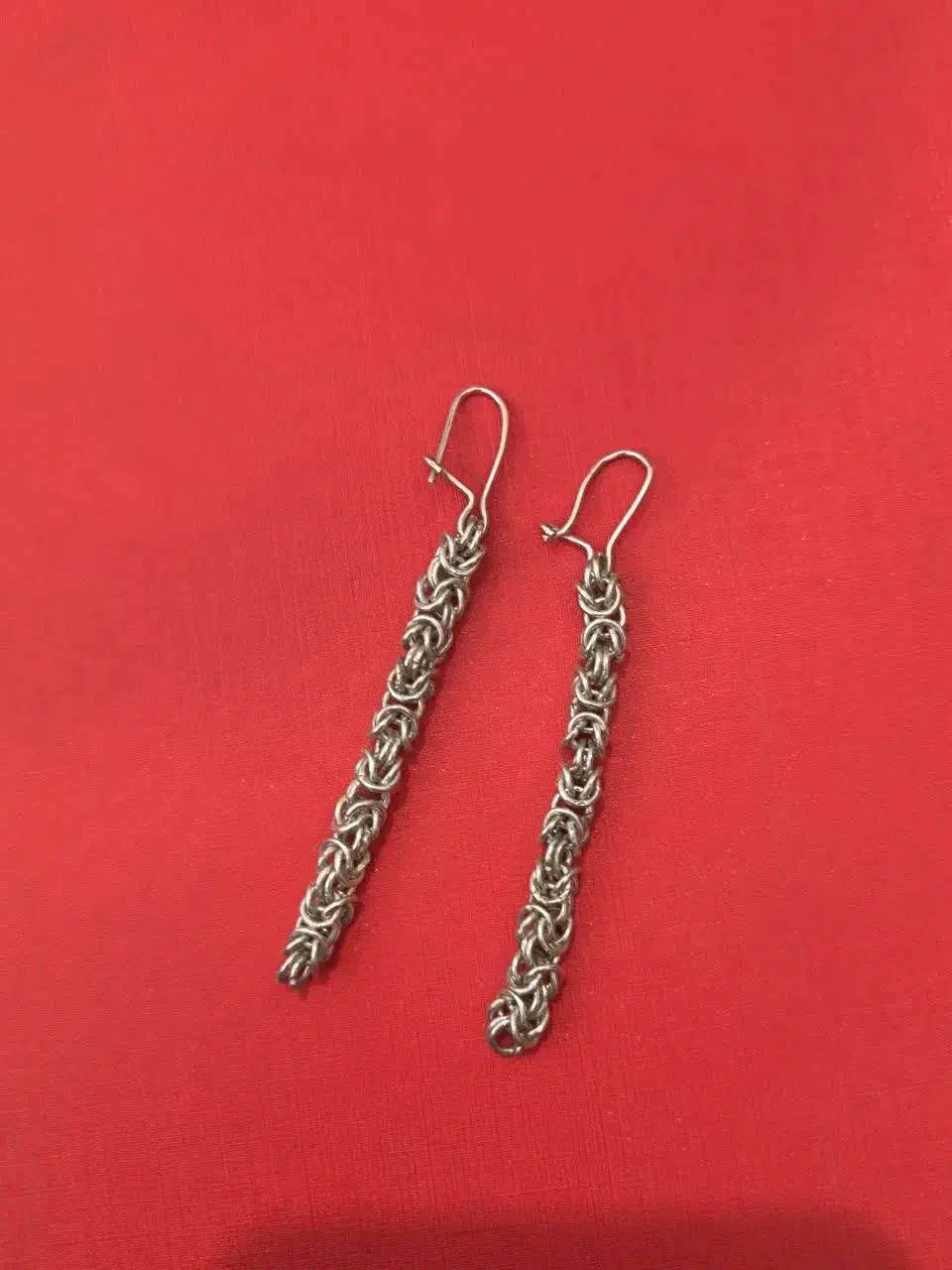 گوشواره چنل|جواهرات|قدس, شهر‌قدس|دیوار