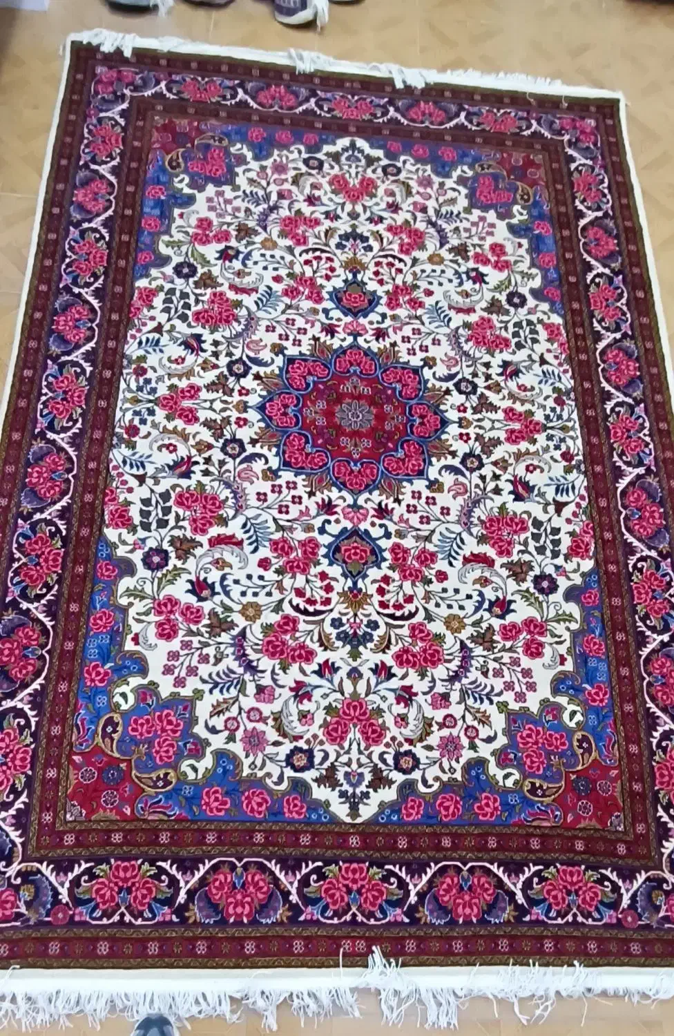 فرش دستبافت ۶ متری ریز بافت گلسرخ نو|فرش|کرمانشاه, |دیوار