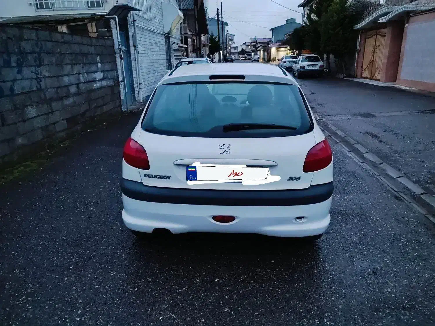 پژو ۲۰۶ تیپ ۲ مدل ۸۸|خودرو سواری و وانت|بندر انزلی, پرستار|دیوار