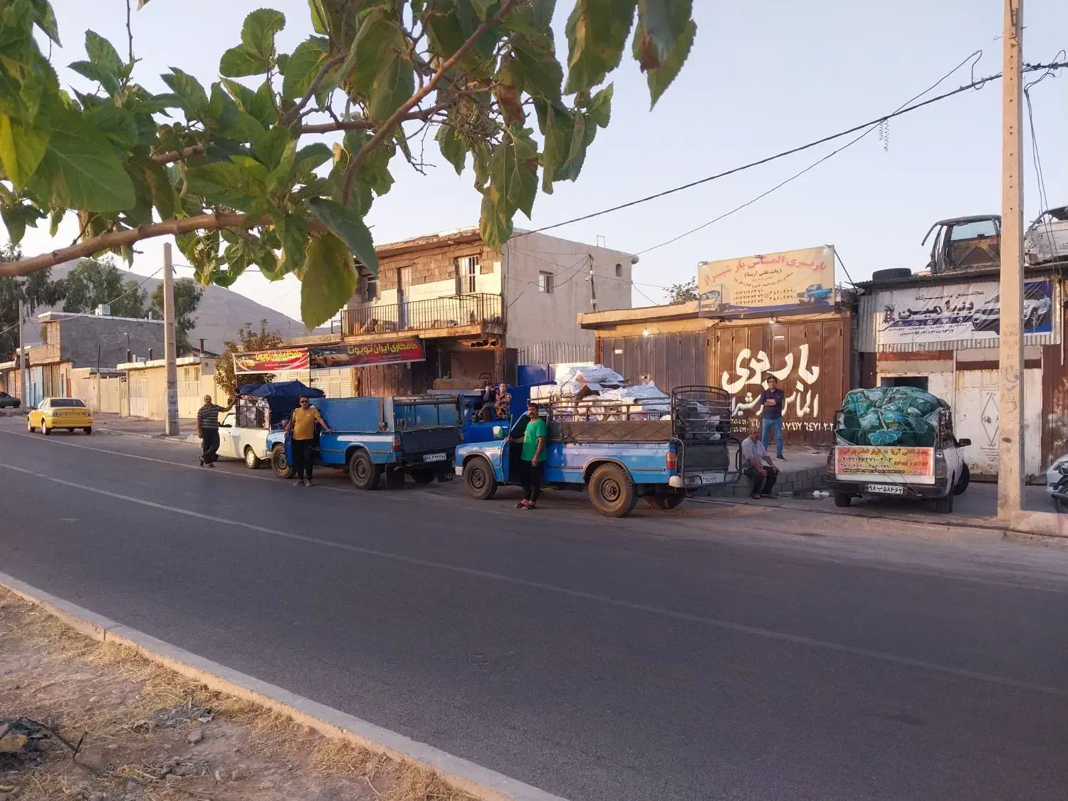 وانت تلفنی حمل بار. اسباب منزل|خدمات حمل و نقل|شیراز, معالیآباد|دیوار