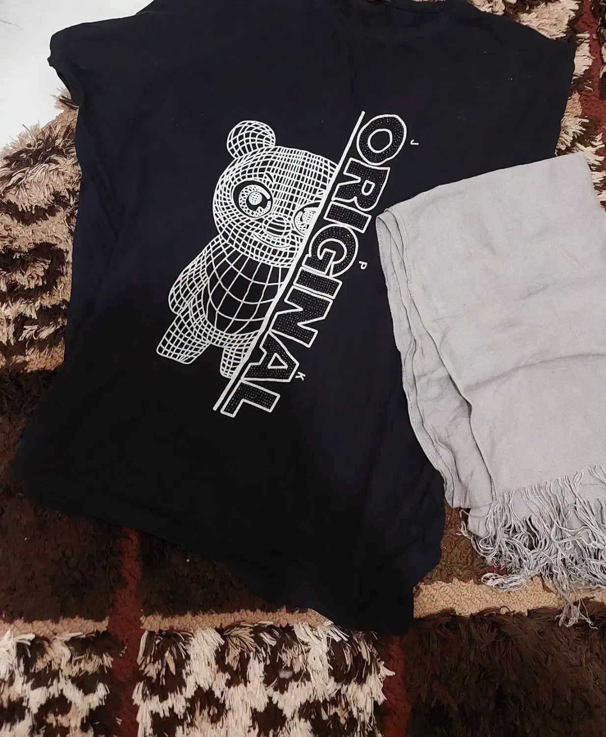 مقداری لباس و کفش|حراج|مشهد, هفده شهریور|دیوار