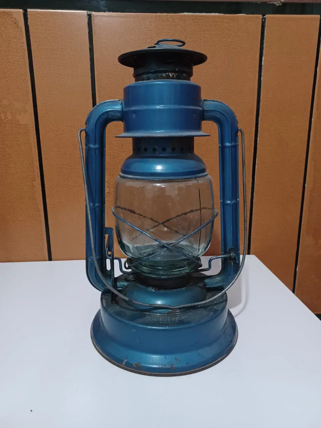 چراغ قدیمی|کلکسیون اشیاء عتیقه|دزفول, |دیوار