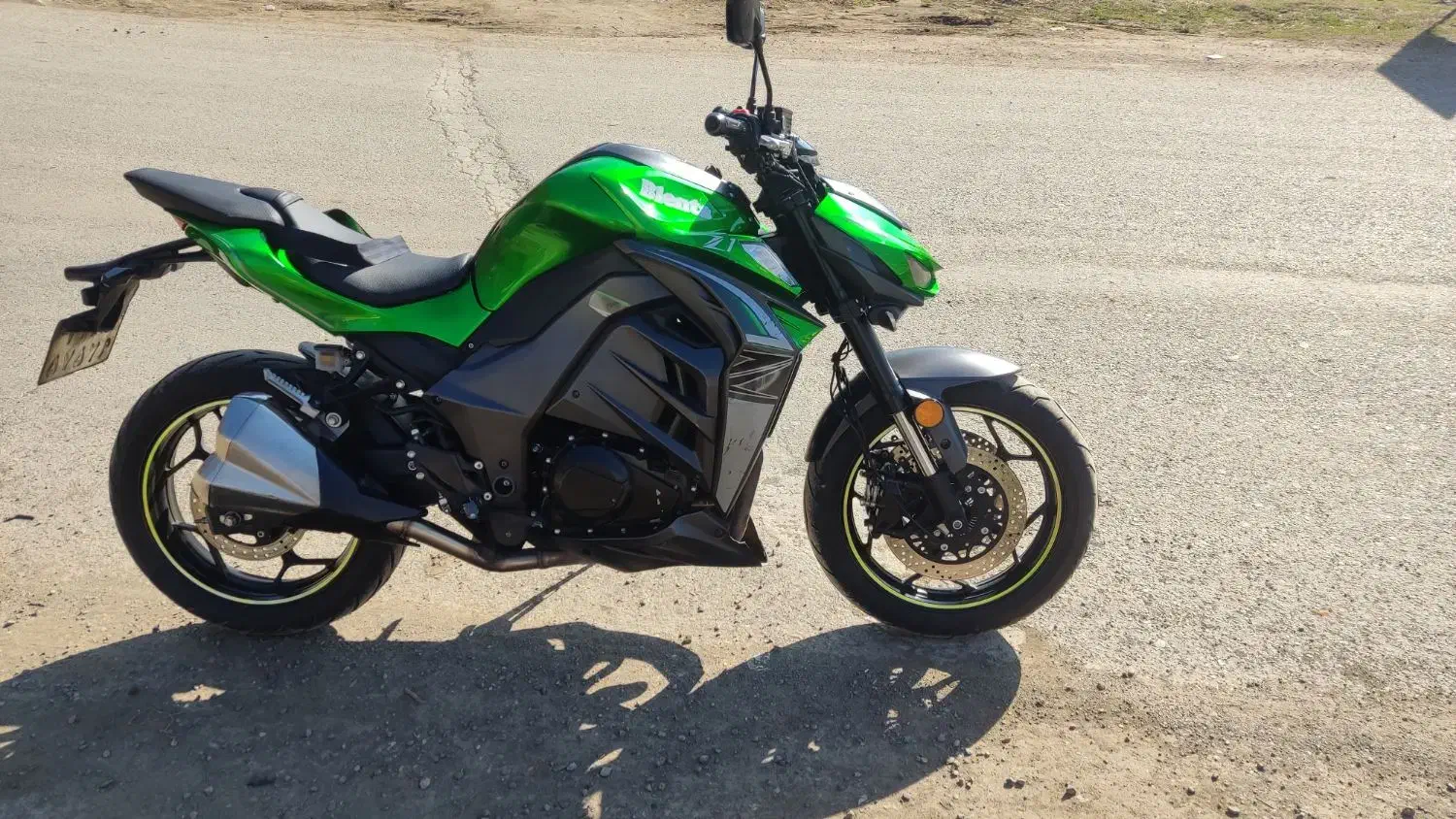 بلنتا 300|موتورسیکلت|تالش, هشتپر|دیوار