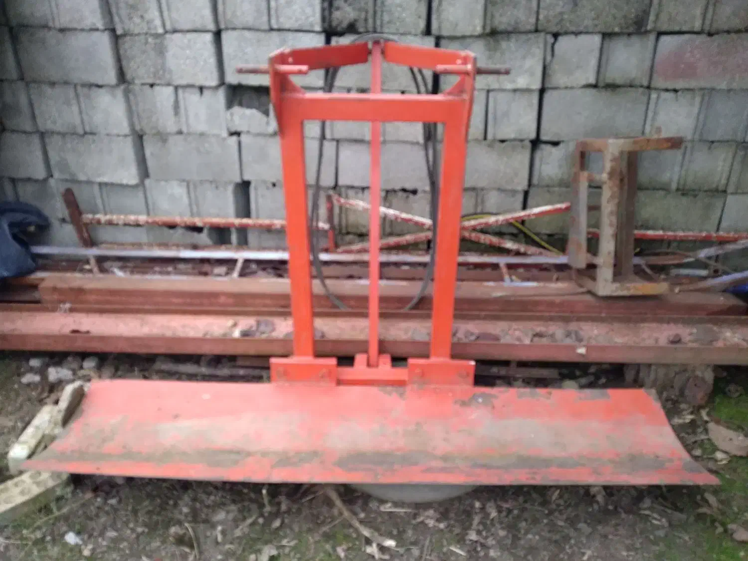 پشگاول نو|ماشینآلات صنعتی|تالش, هشتپر|دیوار