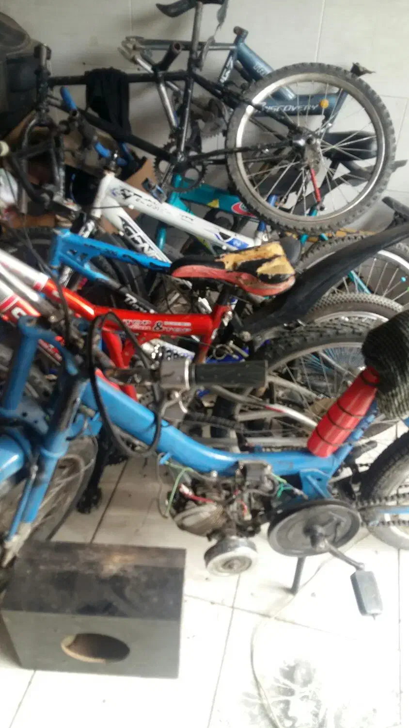 تعدادی دوچرخه۲۴و۲۰فروش فوری|دوچرخه، اسکیت، اسکوتر|رباط‌کریم, شترخوار|دیوار