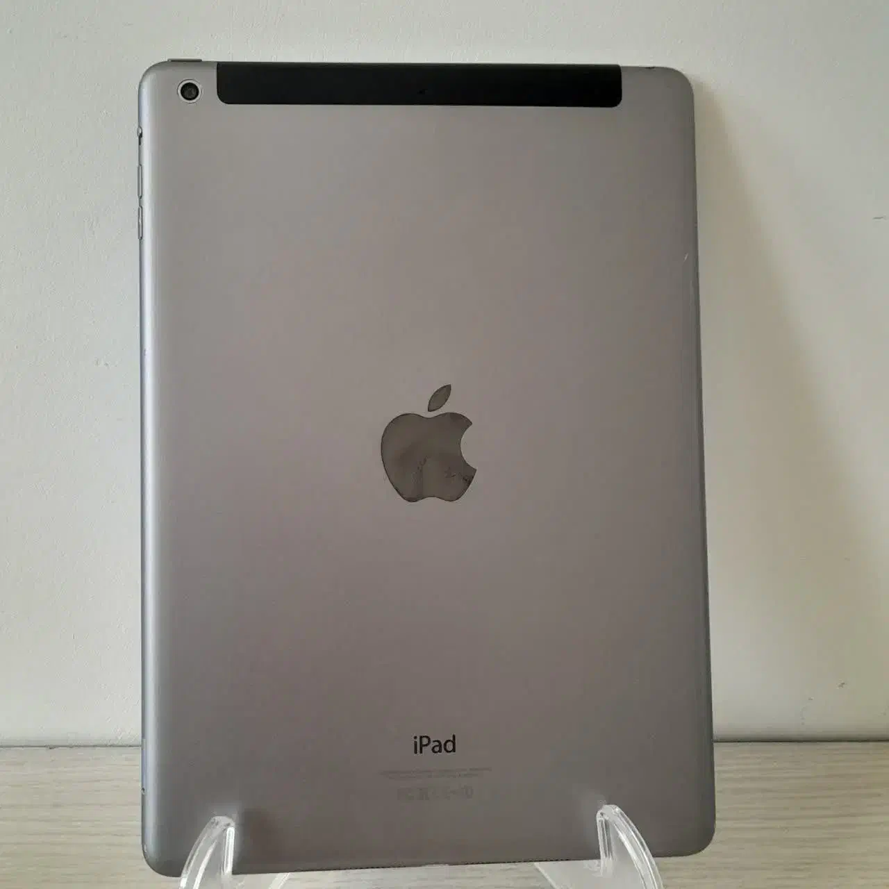 تبلت اپل مدل iPad Air|تبلت|اسلام‌‌آباد غرب, |دیوار