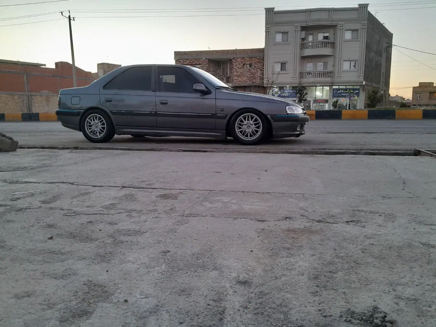 پژو پارس مدل ۸۴دوگانه دست|خودرو سواری و وانت|کلاله, |دیوار