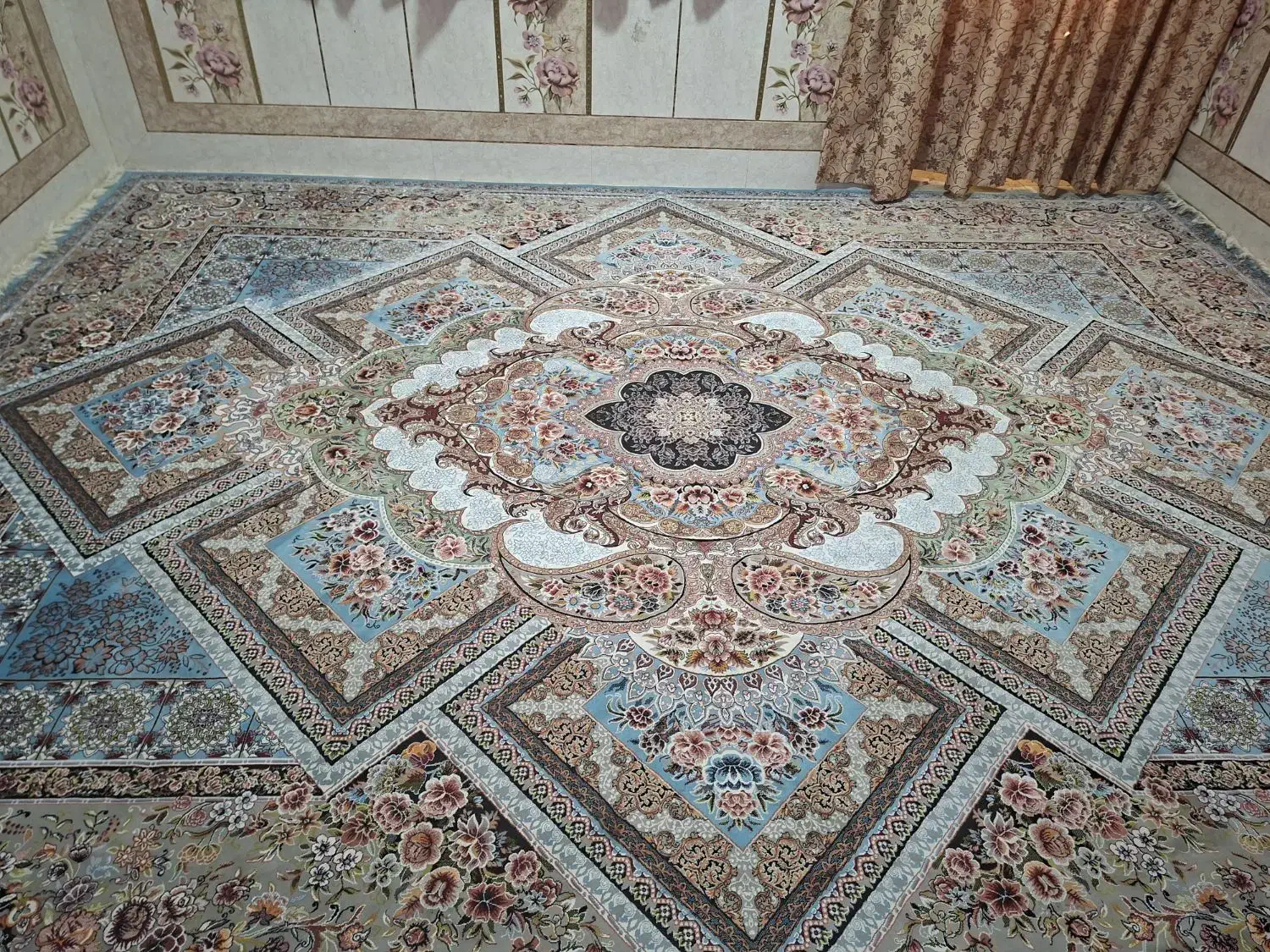 فرش ماهور ۱۲متری ۷۰۰ شانه|فرش|سراوان, |دیوار