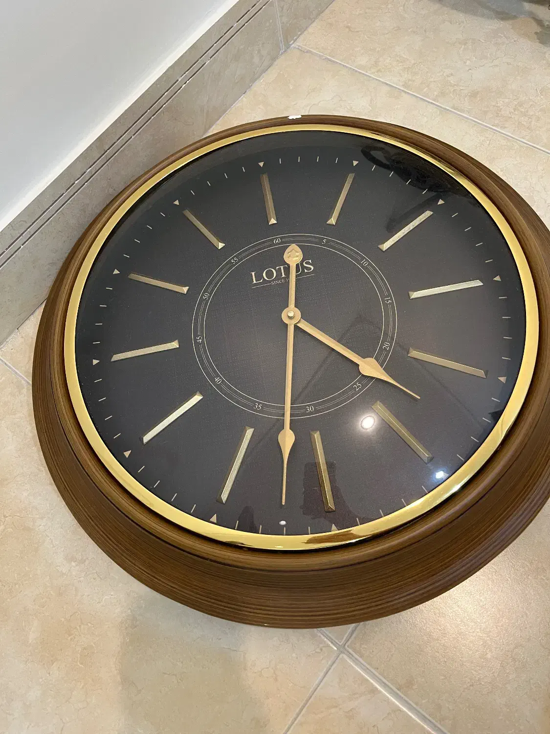 ساعت دیواری برند لوتوس|ساعت دیواری و تزئینی|بندرعباس, |دیوار