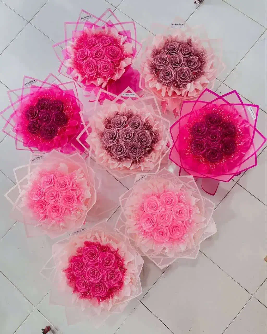 دست گل روز مادر|گل مصنوعی|کارون, |دیوار