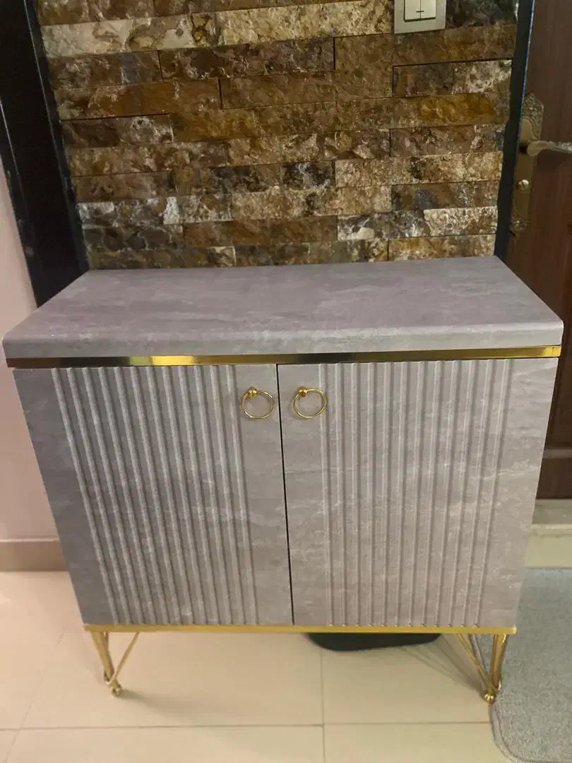 جاکفشی|جاکفشی، کمد، دراور|رشت, شالکو|دیوار