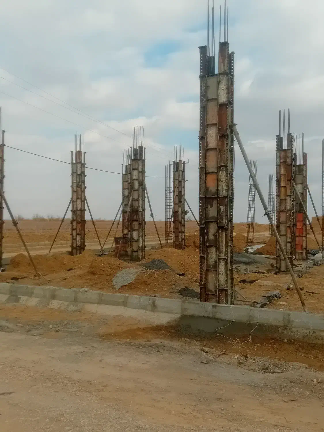 انجام اسکلت ساختمان|خدمات پیشه و مهارت|دامغان, |دیوار