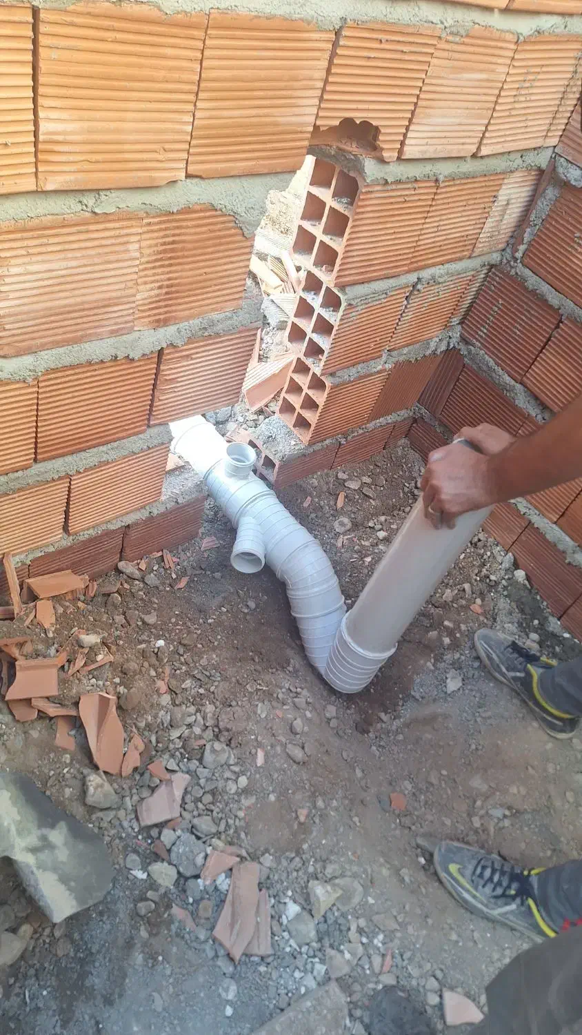 لوله کشی اب و فاضلاب عیب یابی نصب شیر الات|خدمات پیشه و مهارت|کرمان, |دیوار