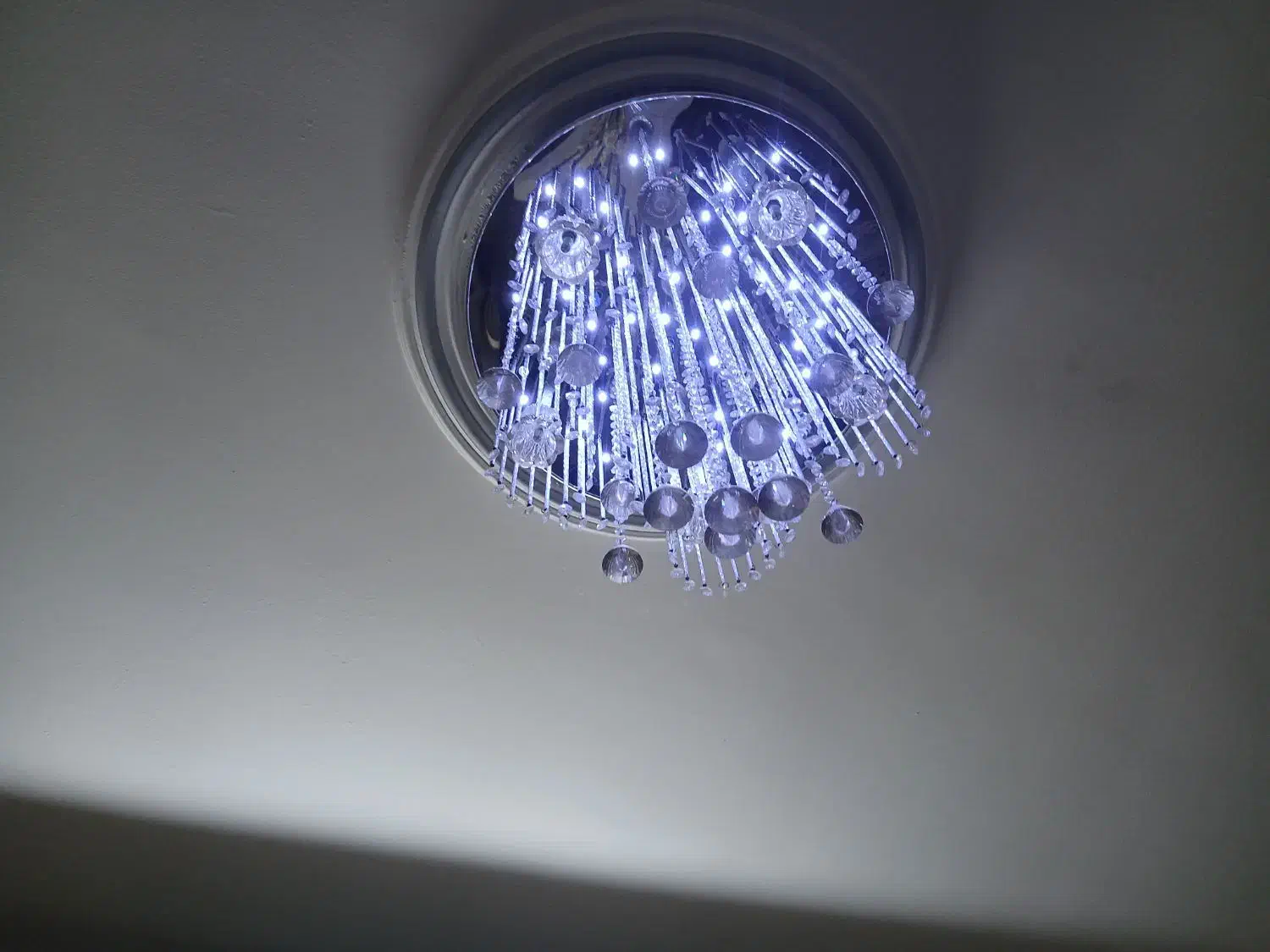 لوستر|لوستر و چراغ آویز|اسلامشهر, شهرک واوان|دیوار