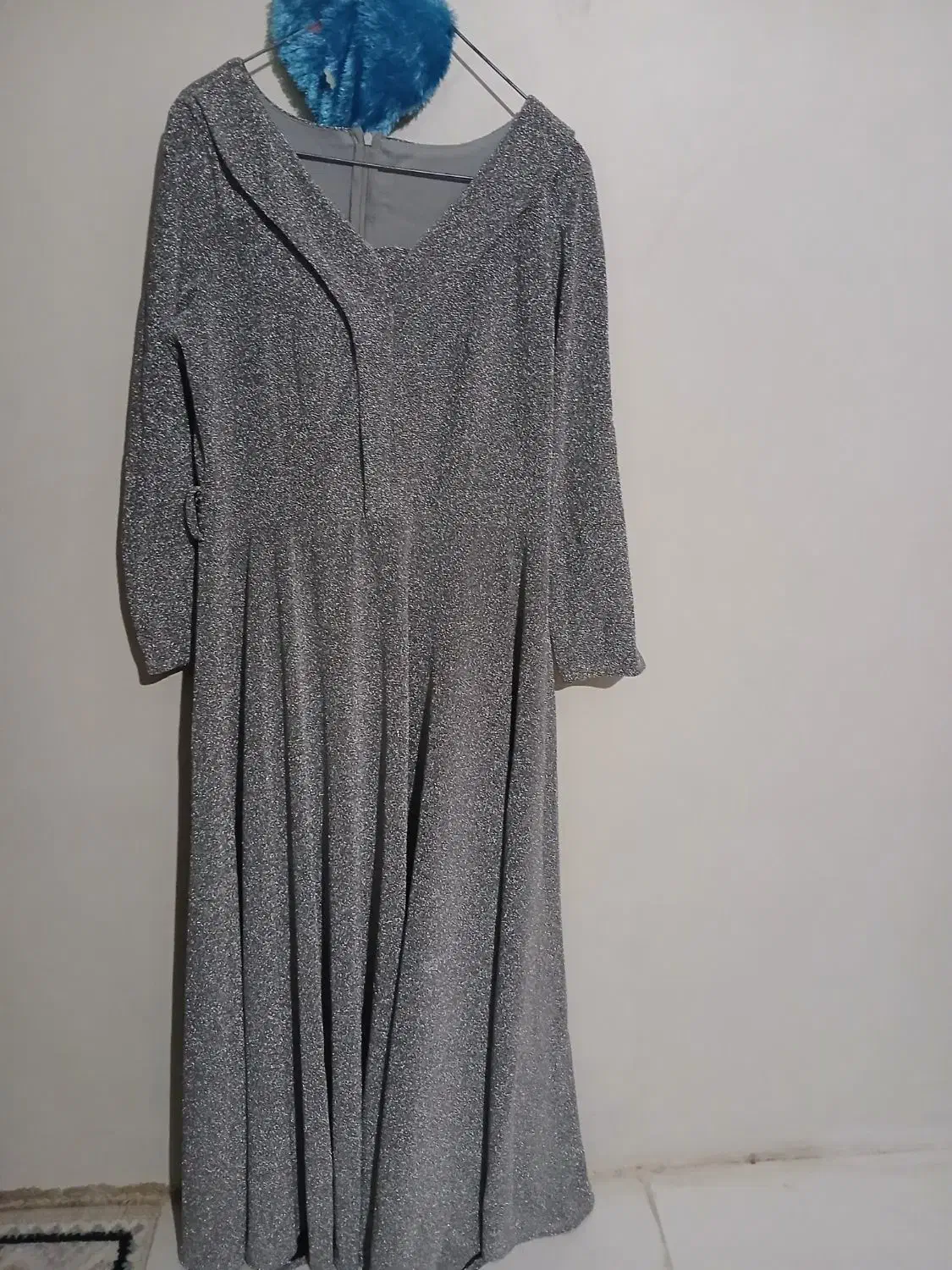 لباس مجلسی|لباس|رشت, لاکان شهر|دیوار