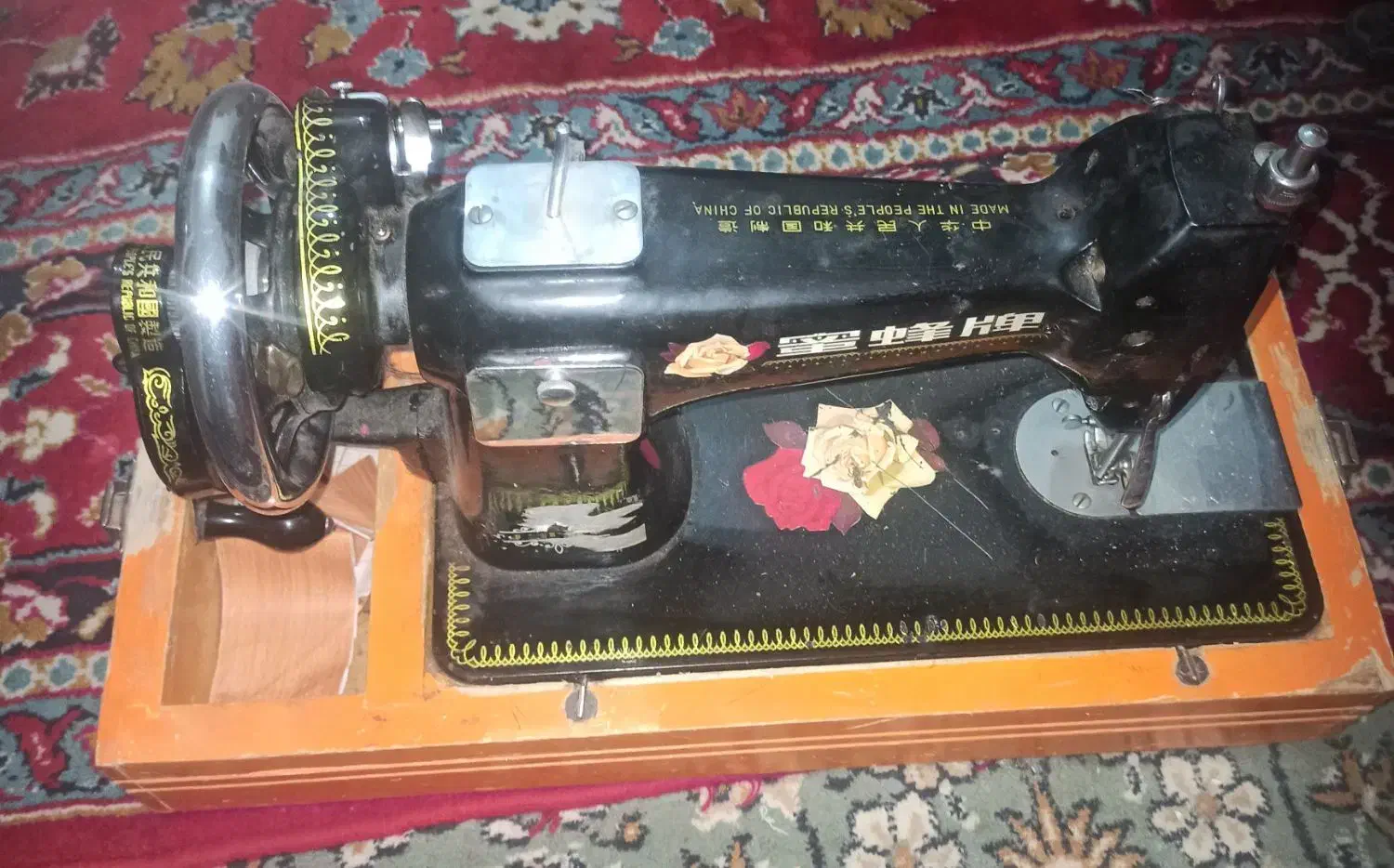 چرخ خیاطی گل|چرخ خیاطی و ریسندگی|بجنورد, |دیوار