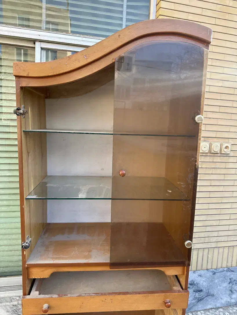 کتابخانه|کتابخانه، شلف، قفسه‌های دیواری|مشهد, امام رضا (ع)|دیوار