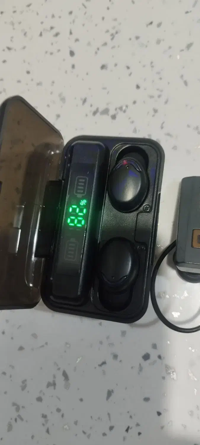 فروش  دو عدد هدست بلوتوث|لوازم جانبی موبایل و تبلت|تهران, شهرک شهید باقری|دیوار