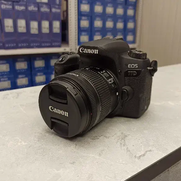 دوربین عکاسی Canon 77D|دوربین عکاسی و فیلم‌برداری|تهران, شیخ هادی|دیوار