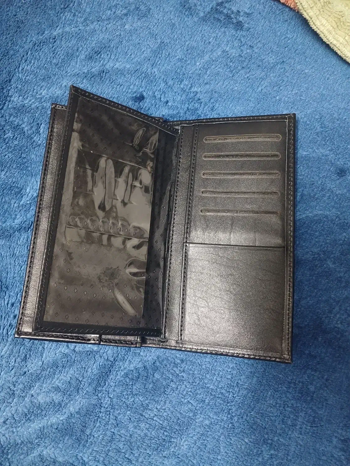 کیف پول|کیف، کفش، کمربند|ری, شهرک نظامی|دیوار