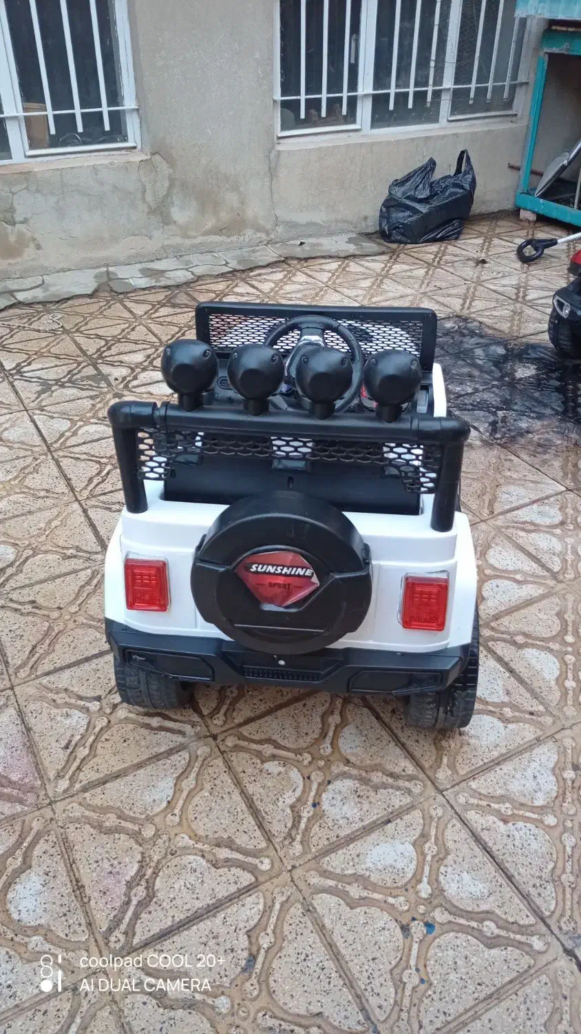 ماشین شارژی|اسباببازی بچه|مهاباد (آذربایجان غربی), |دیوار