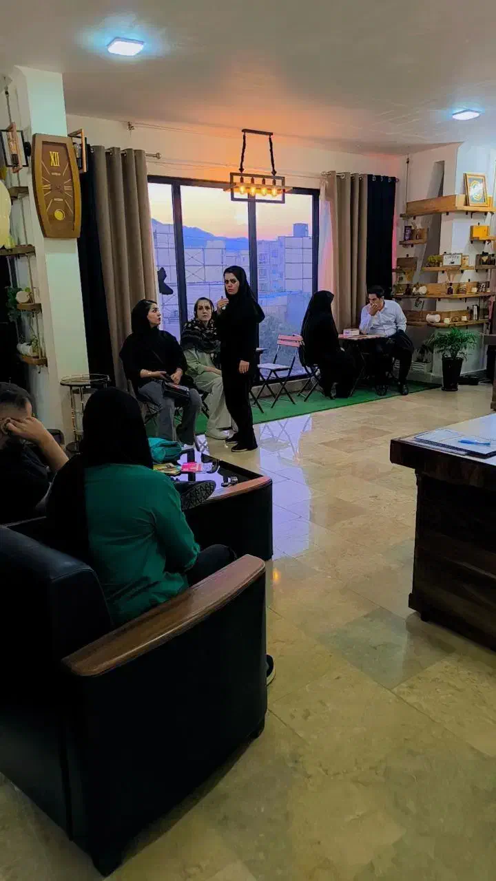 استخدام منشی برای کلینیک زیبایی|استخدام درمانی، زیبایی، بهداشتی|مشهد, شهرک بهارستان|دیوار