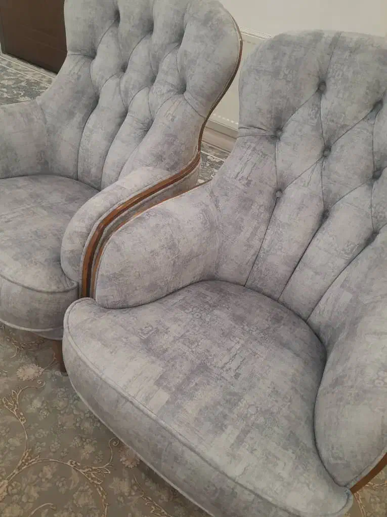 ۲عدد مبل تک نفره|مبلمان خانگی و میز عسلی|ماهدشت, |دیوار