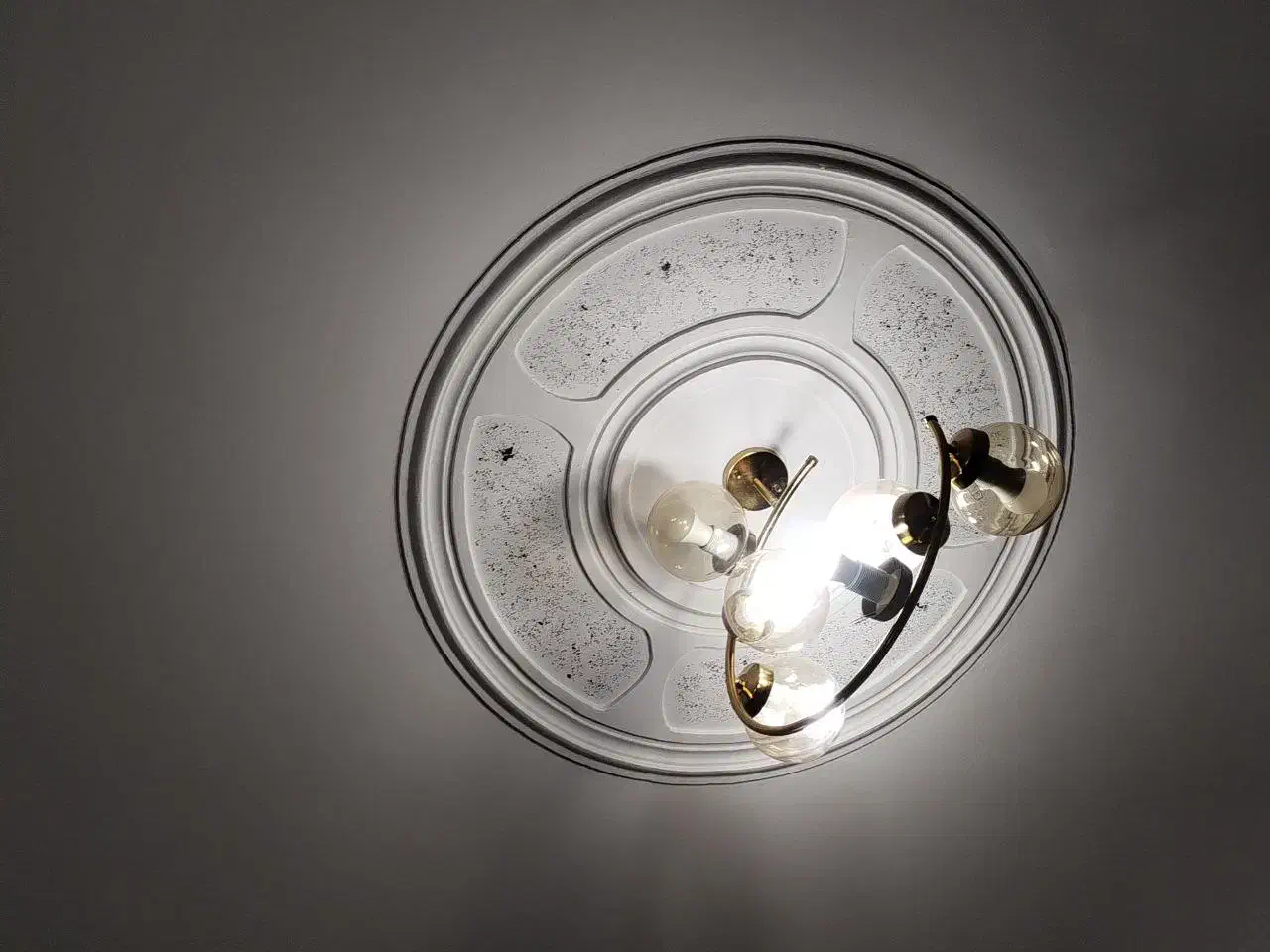 لوستر مدل ماه|لوستر و چراغ آویز|پاکدشت, پارچین|دیوار