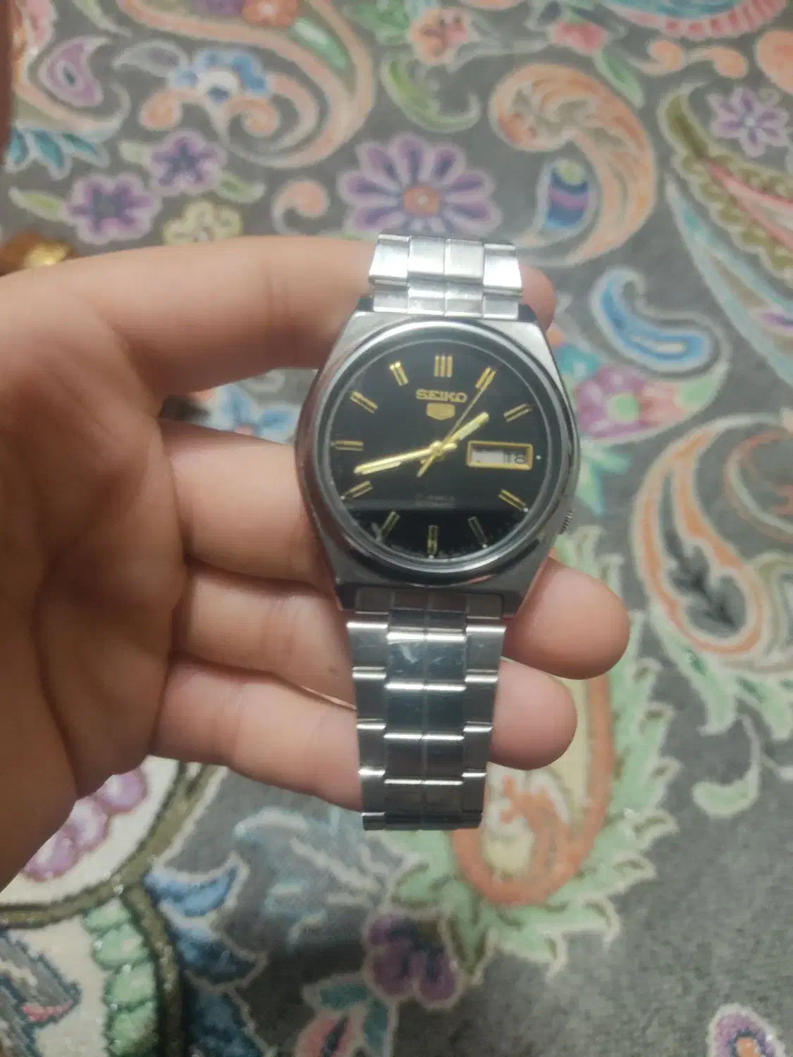 ساعت سکو پنج اص ژاپن|ساعت|قم, نیروگاه|دیوار