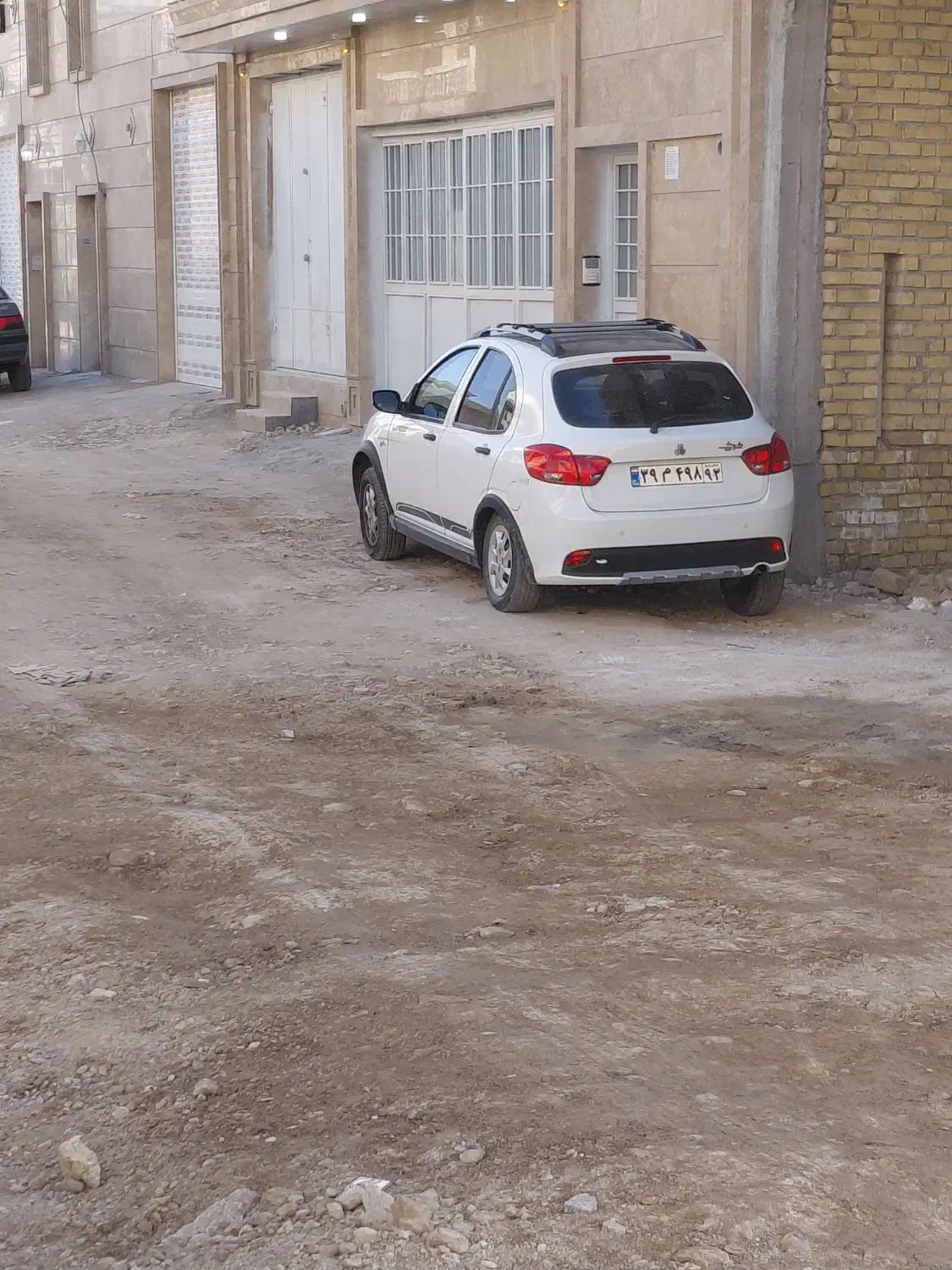 کوییک rسفید مشکی 1402|خودرو سواری و وانت|شیراز, میانرود|دیوار