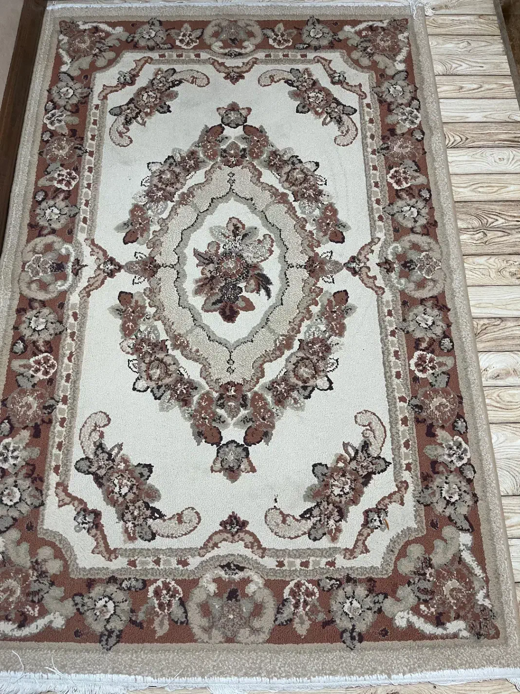 ماشینی ۱*۱/۵|فرش|رشت, تازه آباد|دیوار