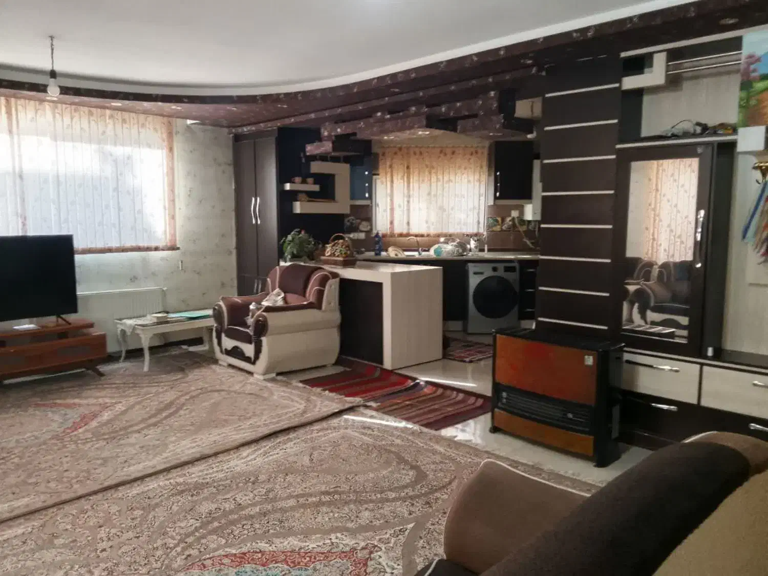 آپارتمان ۹۷ متری تک واحدی سه بر، شهرک نگین|فروش آپارتمان|اصفهان, شهرک پارسیان|دیوار