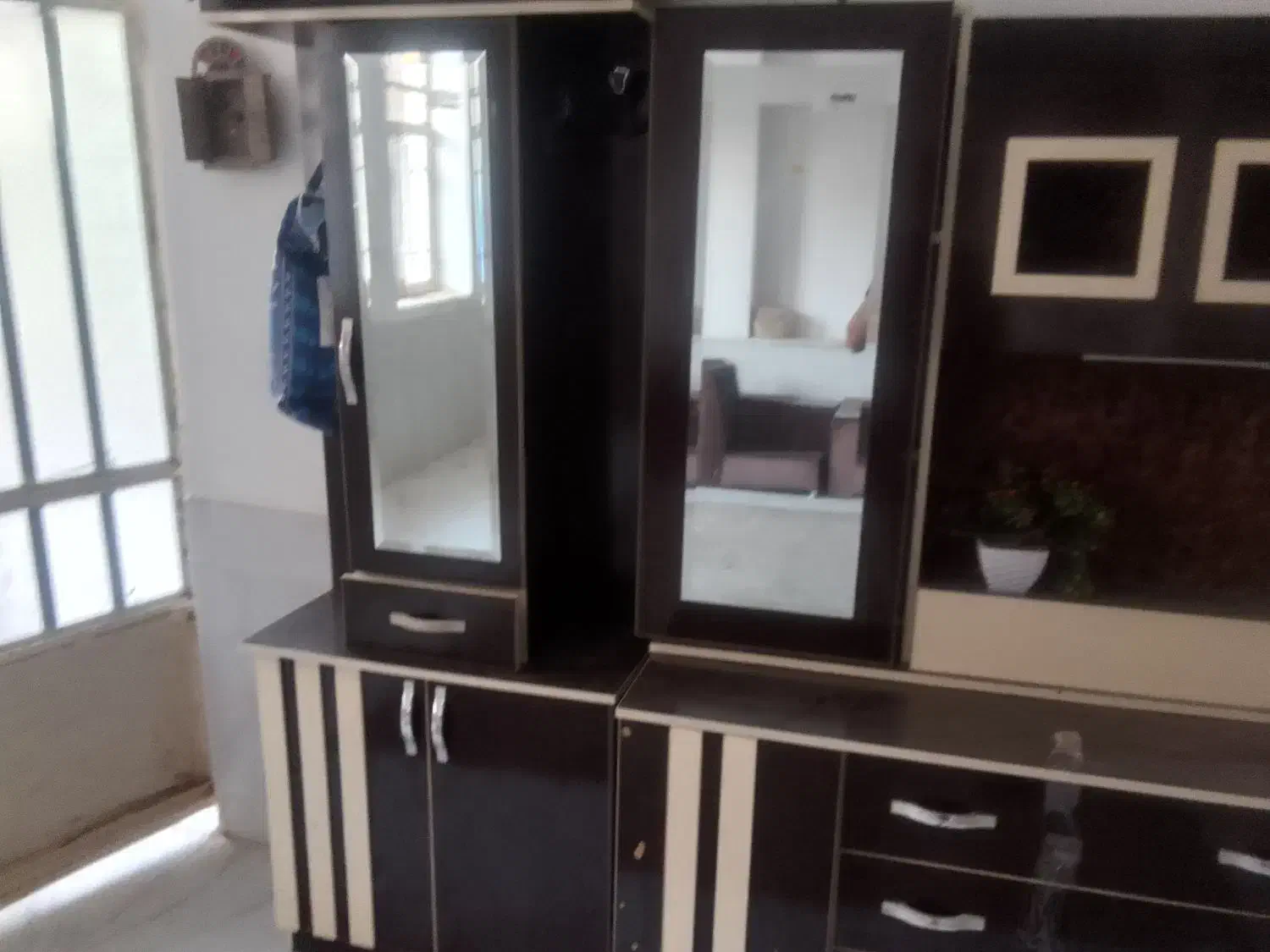 یکدست مبل و سرویس چوب|مبلمان خانگی و میز عسلی|زبرخان, |دیوار