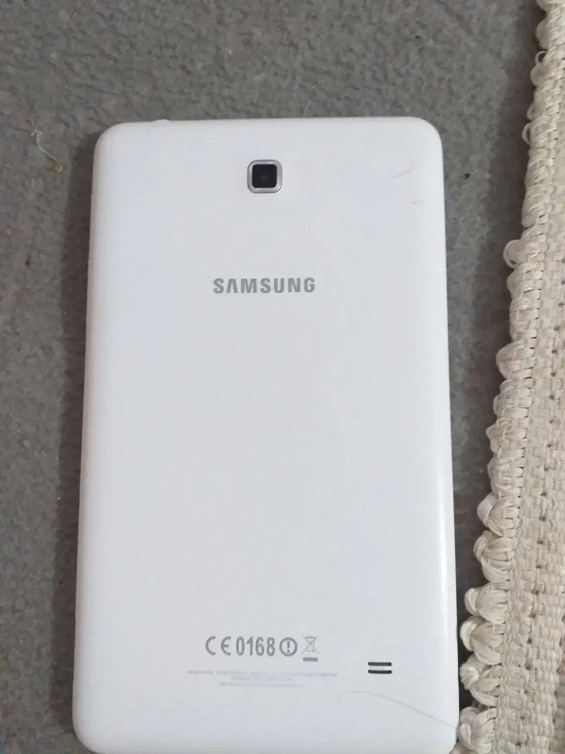 تبلت|تبلت|ساوه, |دیوار