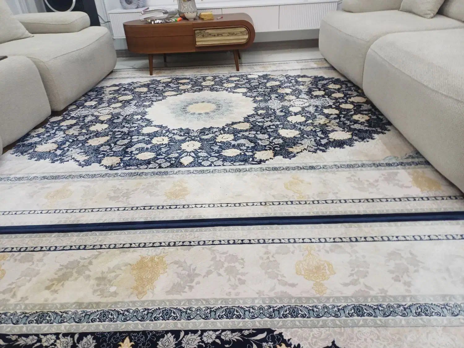 فرش ۹ متری|فرش|خرم‌آباد, |دیوار